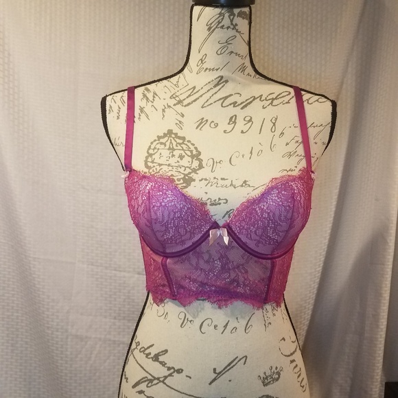 34c Victoria secret bra - Picture 2 of 8